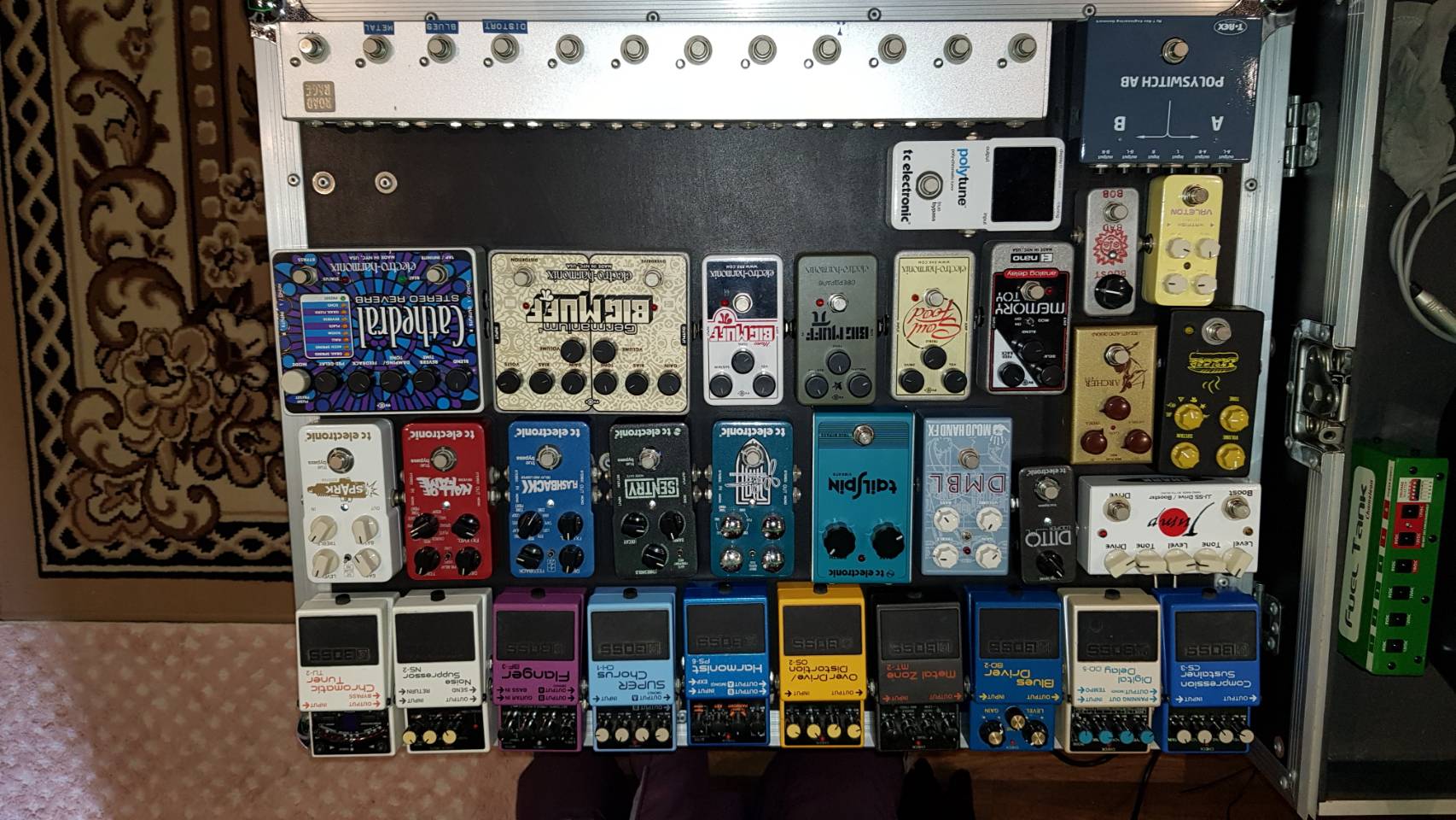 Pedals_1.jpg