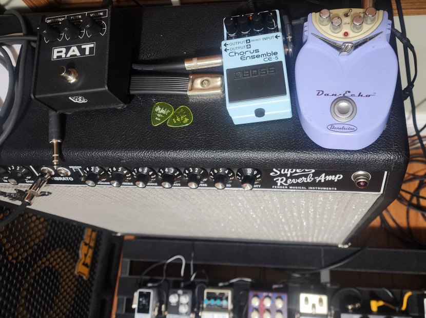 2023-01 Pedals for Super Reverb.jpg